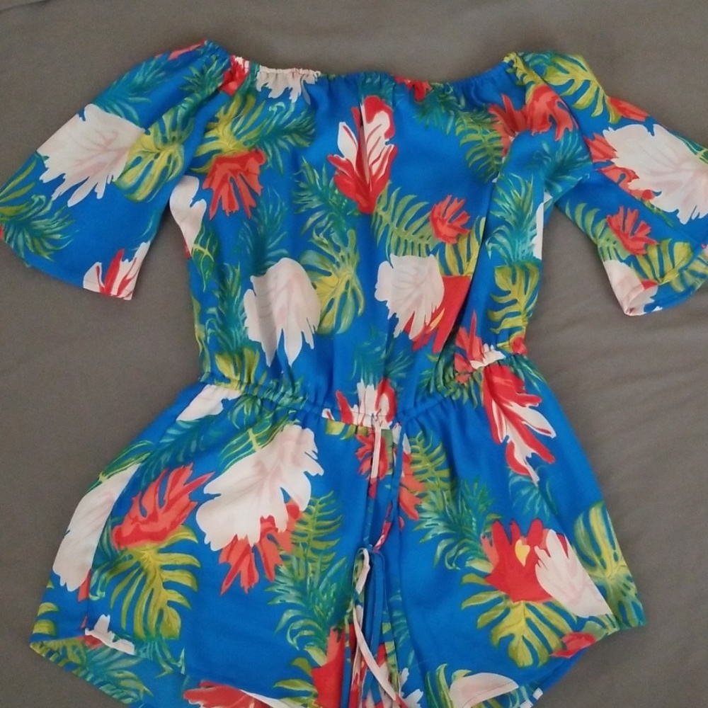 Super cute Off the shoulder Romper